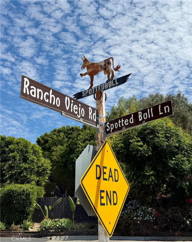 Sign at the entrance to the community. - 29600 Spotted Bull Lane, San Juan Capistrano CA 92675 - photo 6