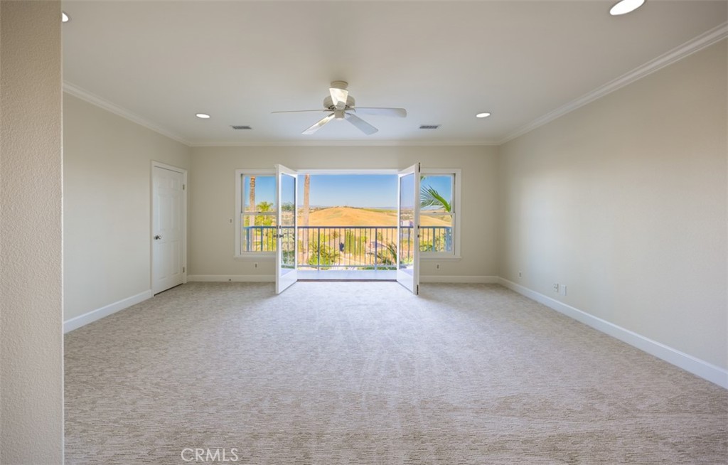 Large 2nd primary suite with bath - 29902 Hillside Terrace, San Juan Capistrano CA 92675 - photo 32