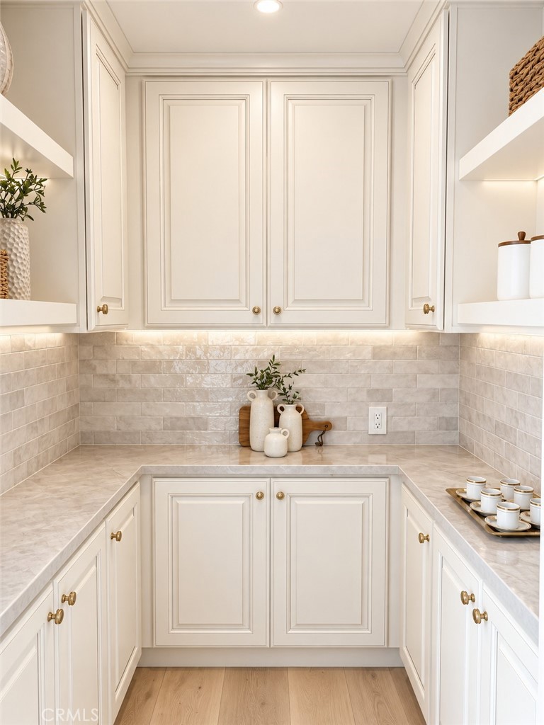 Walk in pantry - 29991 Saddleridge, San Juan Capistrano CA 92675 - photo 14