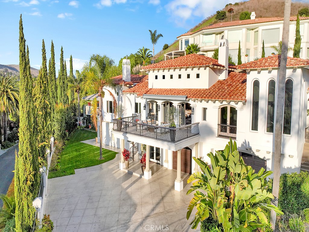 30732 Paseo Elegancia, San Juan Capistrano CA 92675 - photo 2