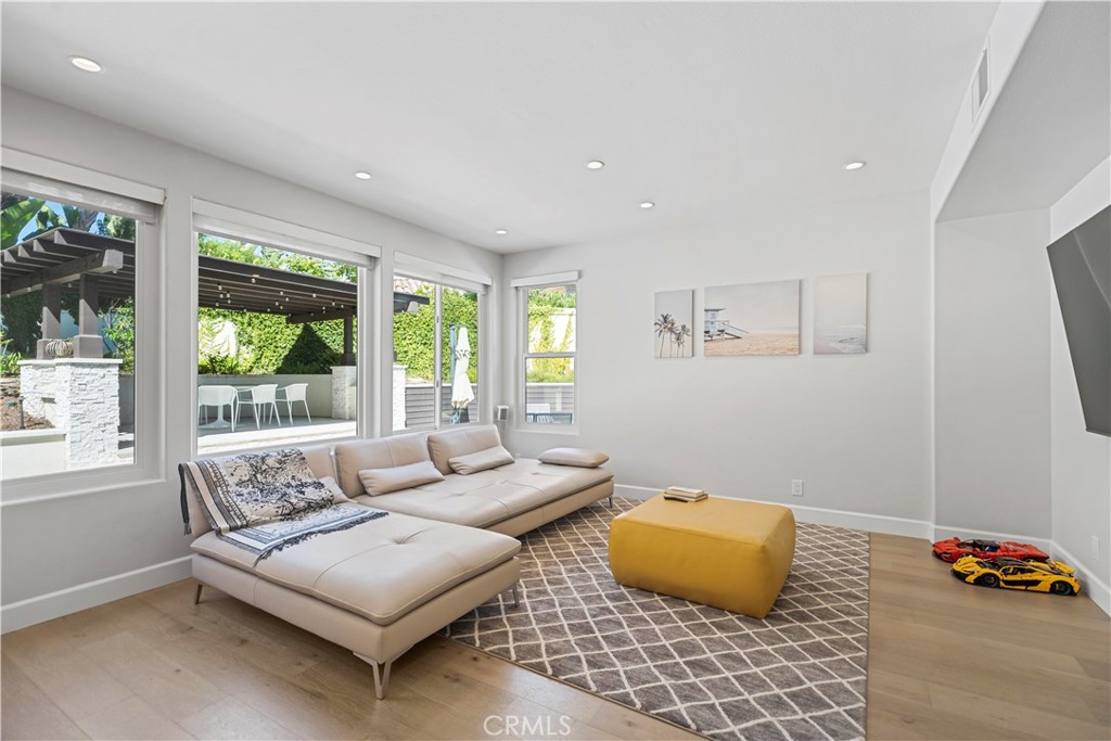 30852 Via Ultimo, San Juan Capistrano CA 92675 - photo 37