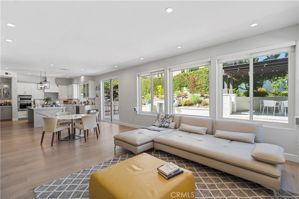 30852 Via Ultimo, San Juan Capistrano CA 92675 - photo 38