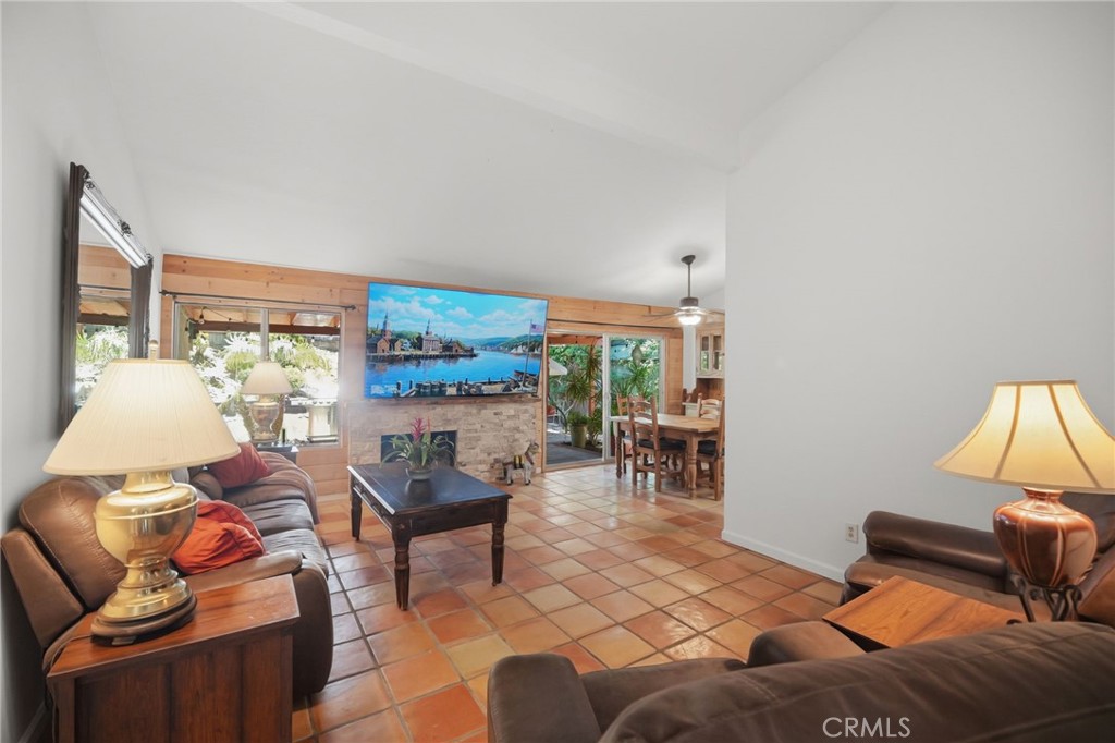 31092 Calle Santa Rosalia, San Juan Capistrano CA 92675 - photo 4