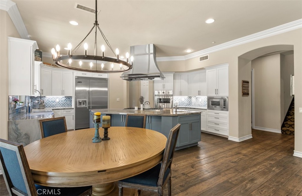 Breakfast nook - 31201 Old San Juan Road, San Juan Capistrano CA 92675 - photo 26