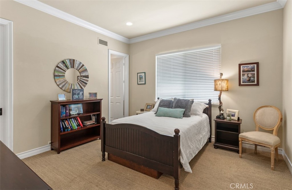 Mainfloor guest bedroom - 31201 Old San Juan Road, San Juan Capistrano CA 92675 - photo 43