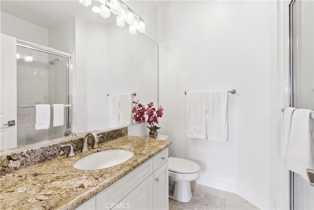 Stylishly appointed bathroom - 31251 Calle Bolero, San Juan Capistrano CA 92675 - photo 35