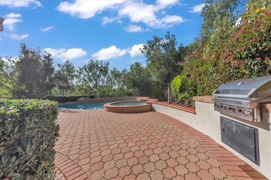 Outdoor built-in barbeque - 31378 Juliana Farms Road, San Juan Capistrano CA 92675 - photo 52