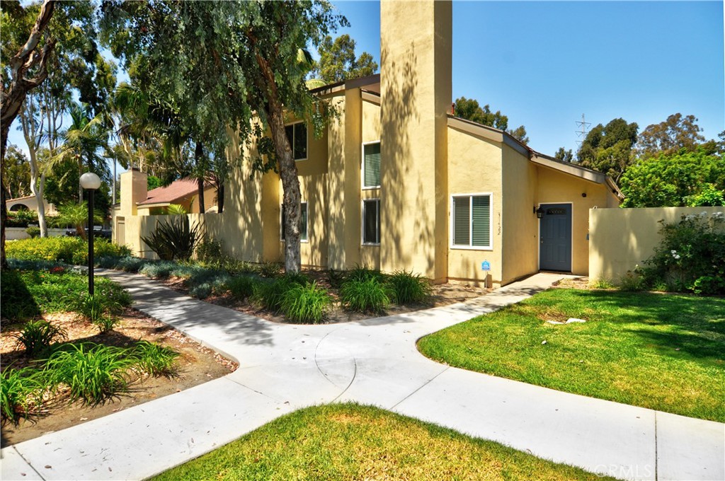 Front entry - 31422 Windsong Drive, San Juan Capistrano CA 92675 - photo 1