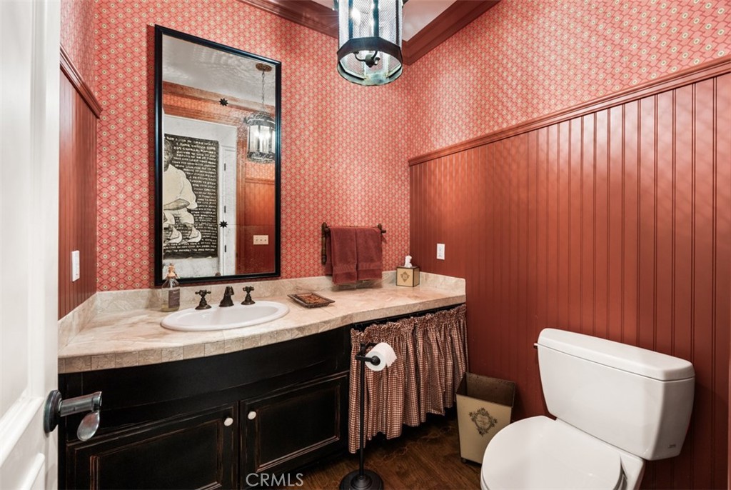 Powder bath - 31445 Juliana Farms Road, San Juan Capistrano CA 92675 - photo 33