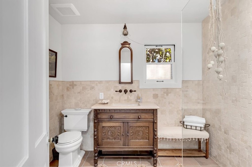 Downstairs bathroom 1 - 31460 EL CAMINO REAL, San Juan Capistrano CA 92675 - photo 16