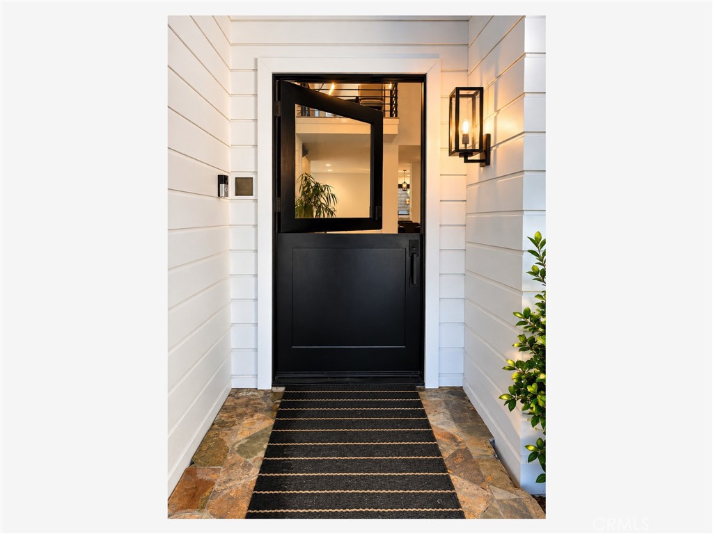 Who doesn't love a Dutch Door entry? Photo enhanced. - 31461 Paseo Duran, San Juan Capistrano CA 92675 - photo 25
