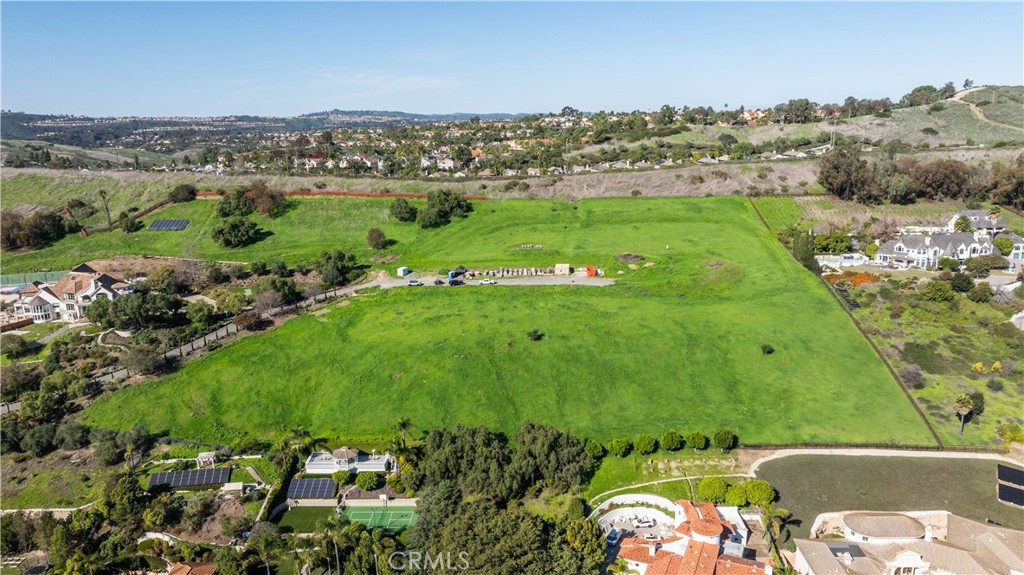 31641 Peppertree Bend, San Juan Capistrano CA 92675 - photo 5