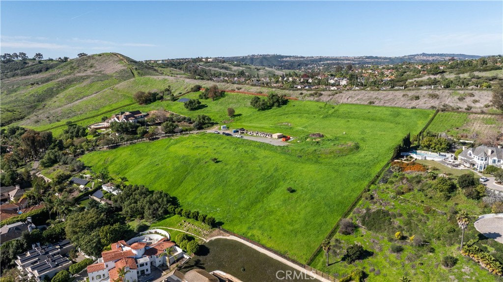 31641 Peppertree Bend, San Juan Capistrano CA 92675 - photo 7