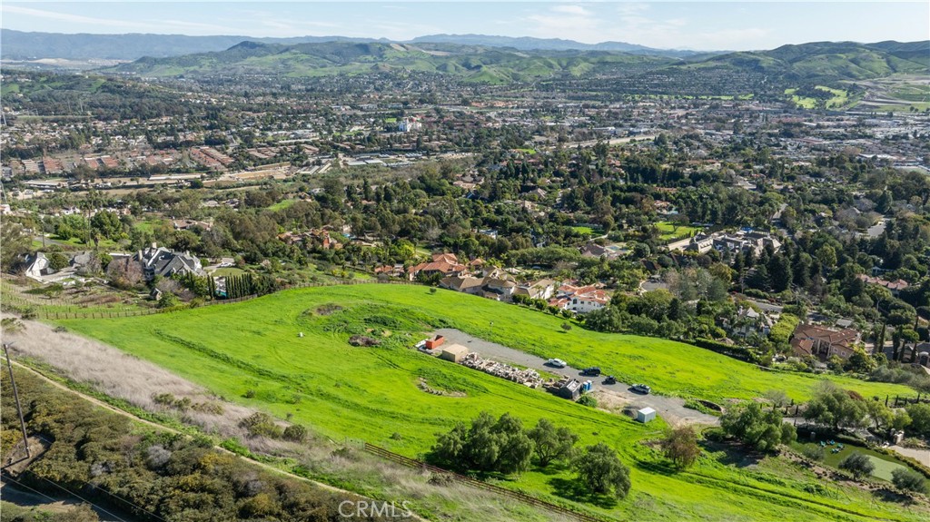 31641 Peppertree Bend, San Juan Capistrano CA 92675 - photo 38