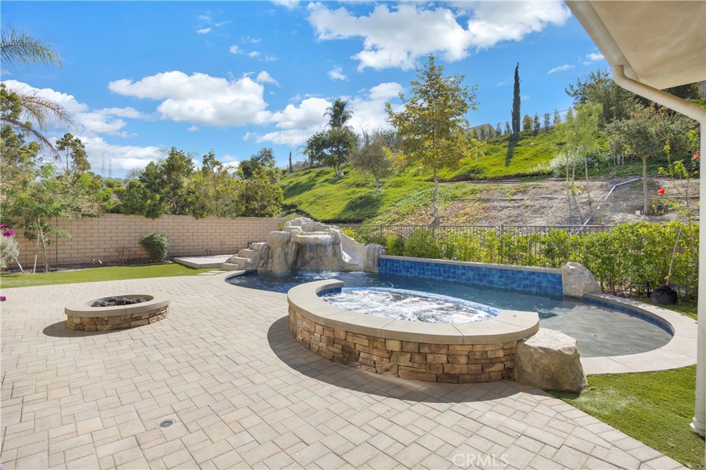31900 Paseo Navarra, San Juan Capistrano CA 92675 - photo 10
