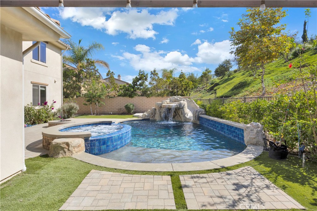 31900 Paseo Navarra, San Juan Capistrano CA 92675 - photo 11