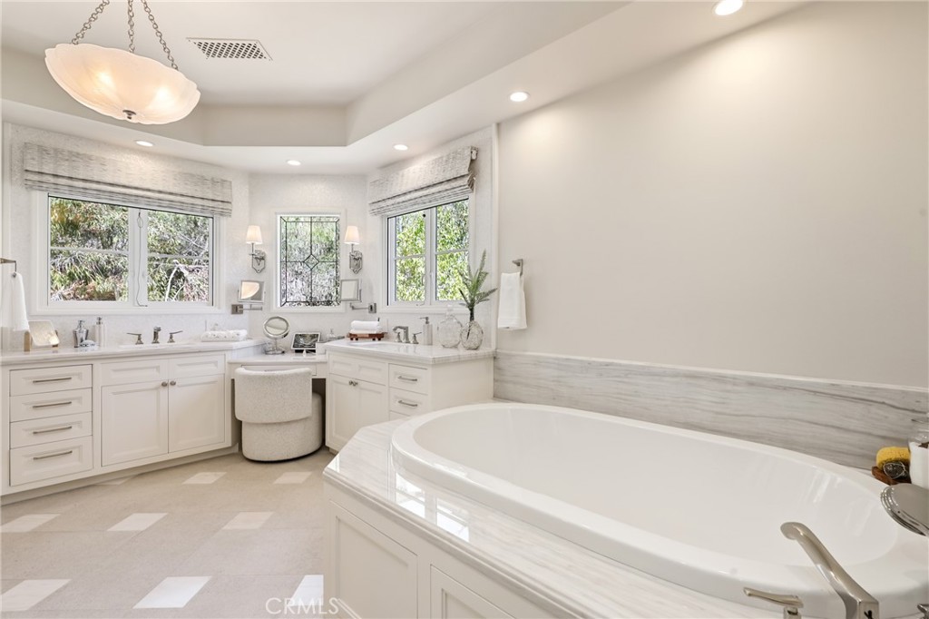 31931 Peppertree Bnd, San Juan Capistrano CA 92675 - photo 27