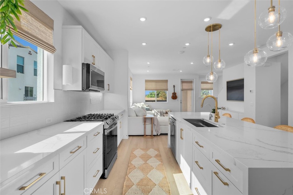 32053 Paseo Vienta, San Juan Capistrano CA 92675 - photo 12