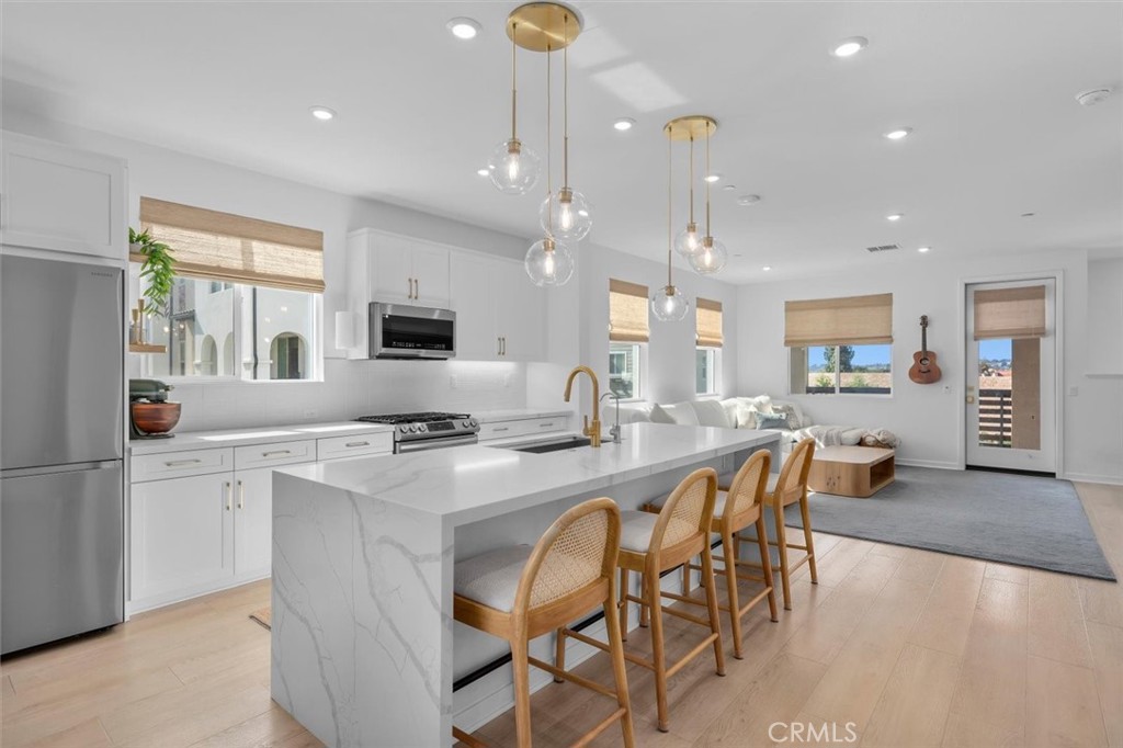 32053 Paseo Vienta, San Juan Capistrano CA 92675 - photo 13