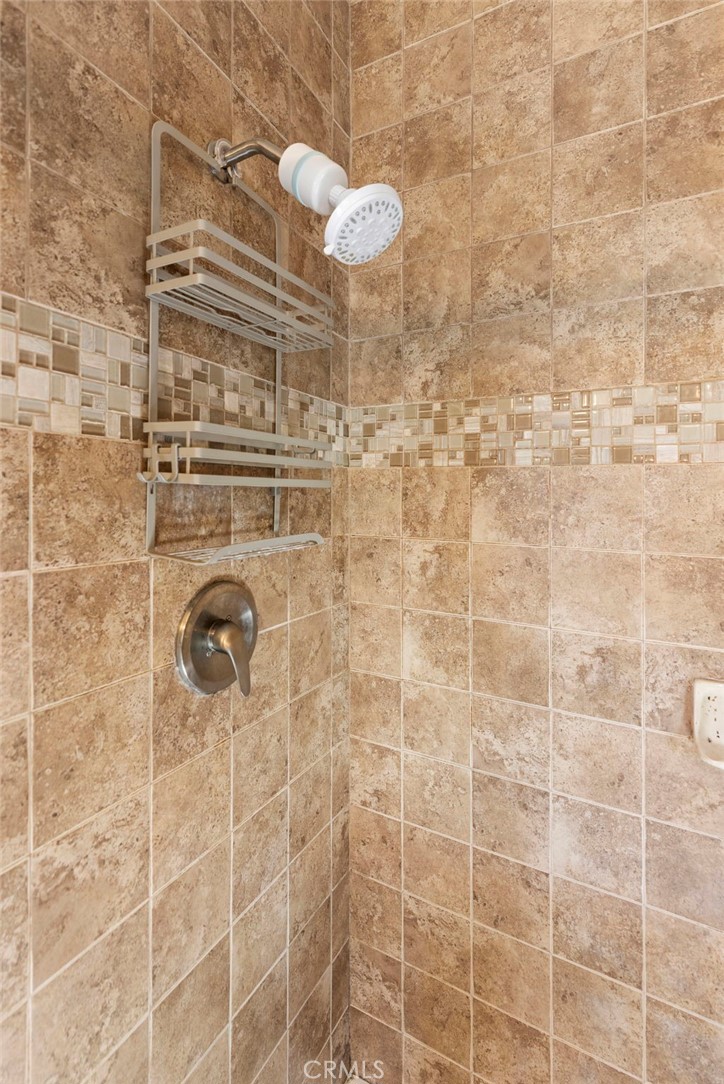 Walk In tiled Shower in primary bath - 32302 Alipaz 292, San Juan Capistrano CA 92675 - photo 15
