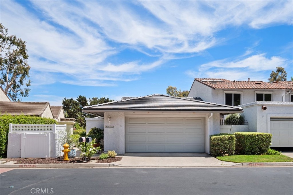 Single level situated on an elevated street to capture views. - 32452 Spyglass Court, San Juan Capistrano CA 92675 - photo 3