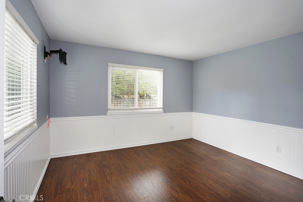 Bedroom 1-downstairs - 33031 Driftwood Ct, San Juan Capistrano CA 92675 - photo 17