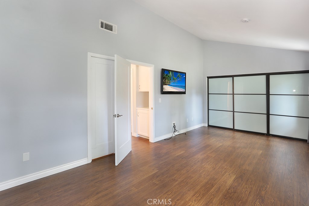 Bedroom 2-upstairs - 33031 Driftwood Ct, San Juan Capistrano CA 92675 - photo 22