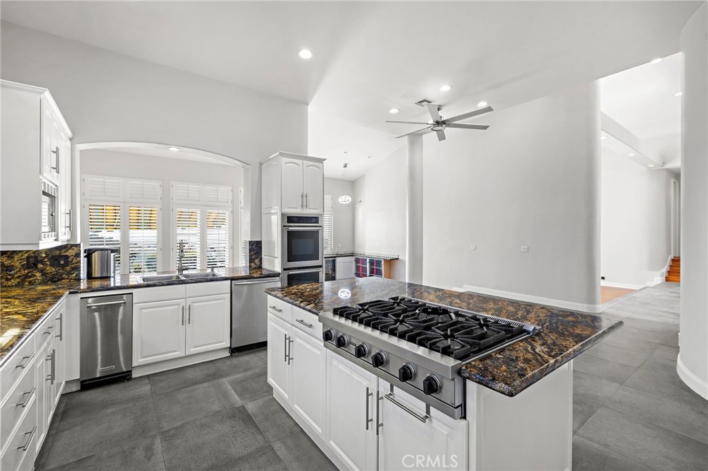 33801 Blessington, San Juan Capistrano CA 92675 - photo 12