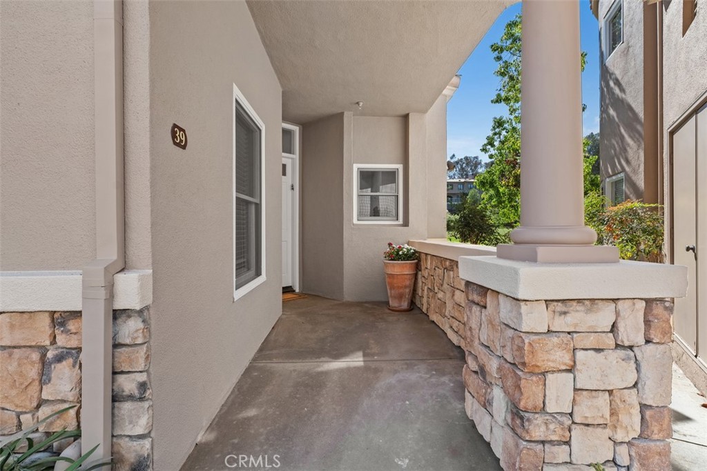 39 Plaza Caloroso, San Juan Capistrano CA 92675 - photo 2