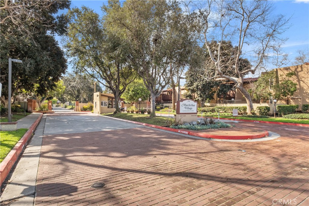 1000 W Macarthur Boulevard 18, Santa Ana CA 92707 - photo 1