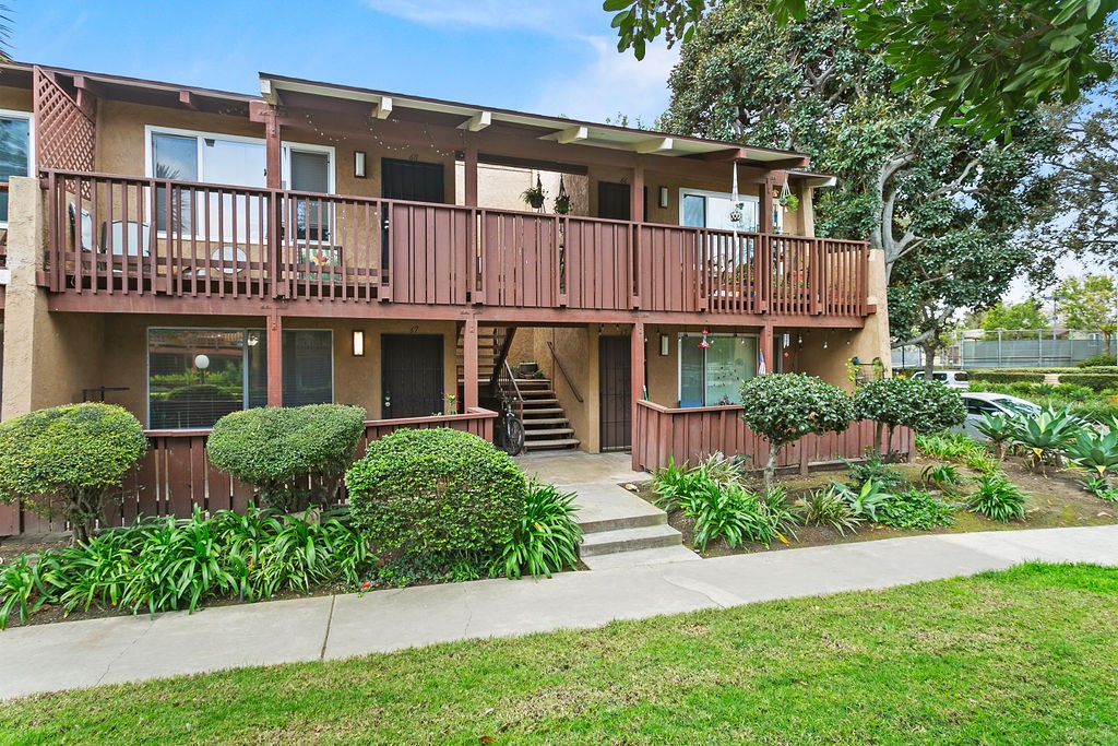 1000 W Macarthur Boulevard 67, Santa Ana CA 92707 - photo 1