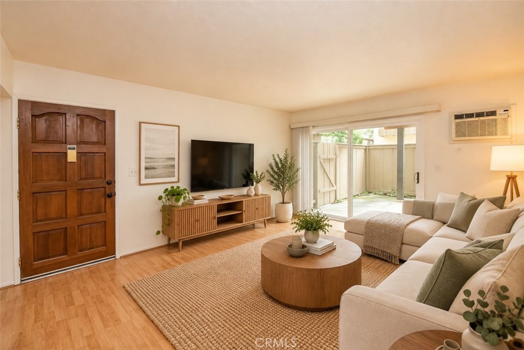 Photo is virtually staged - 1001 W Stevens Avenue 157, Santa Ana CA 92707 - photo 6