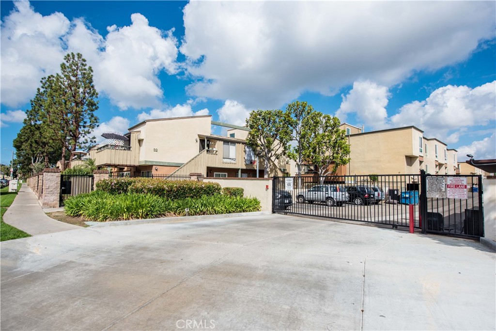 1001 W Stevens Avenue 157, Santa Ana CA 92707 - photo 42