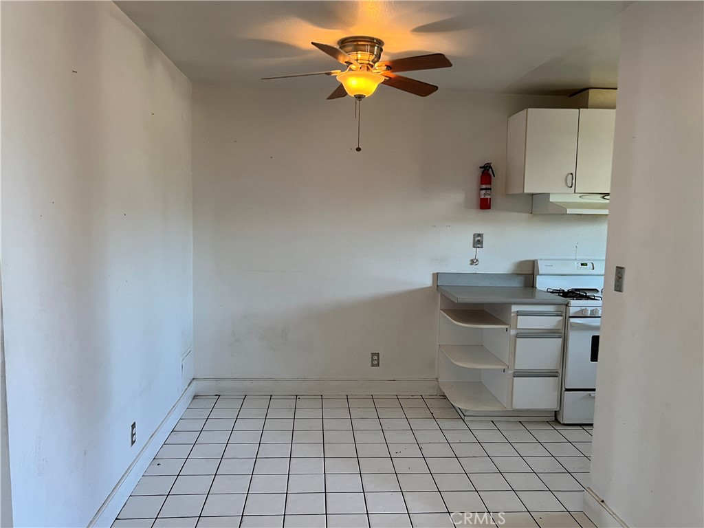1001 W Stevens Avenue 415, Santa Ana CA 92707 - photo 2