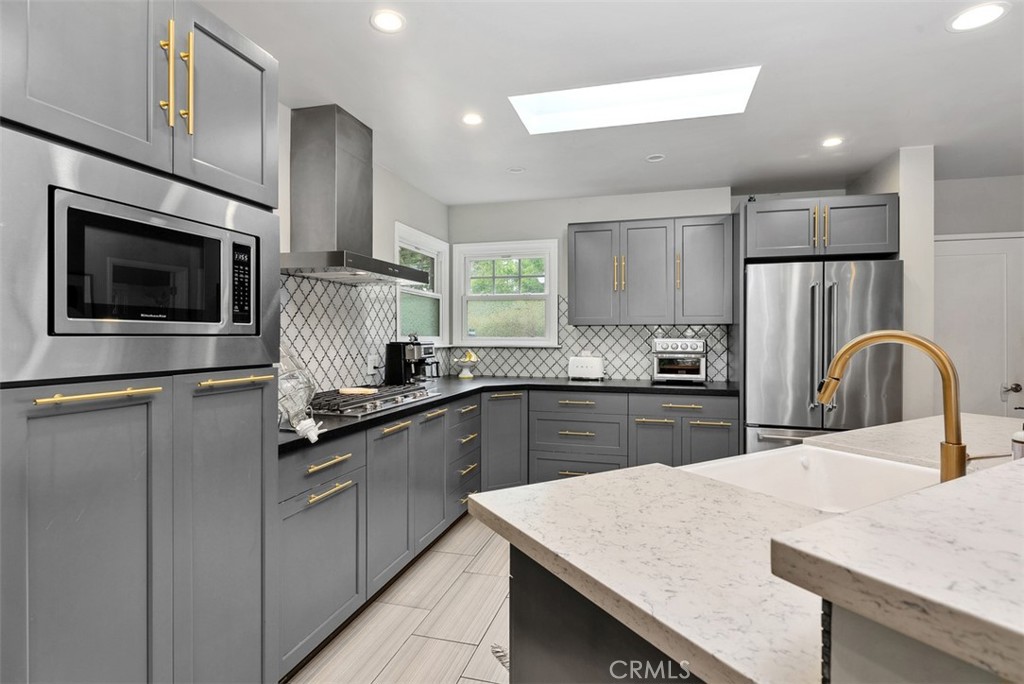 1002 W Santa Clara, Santa Ana CA 92706 - photo 7