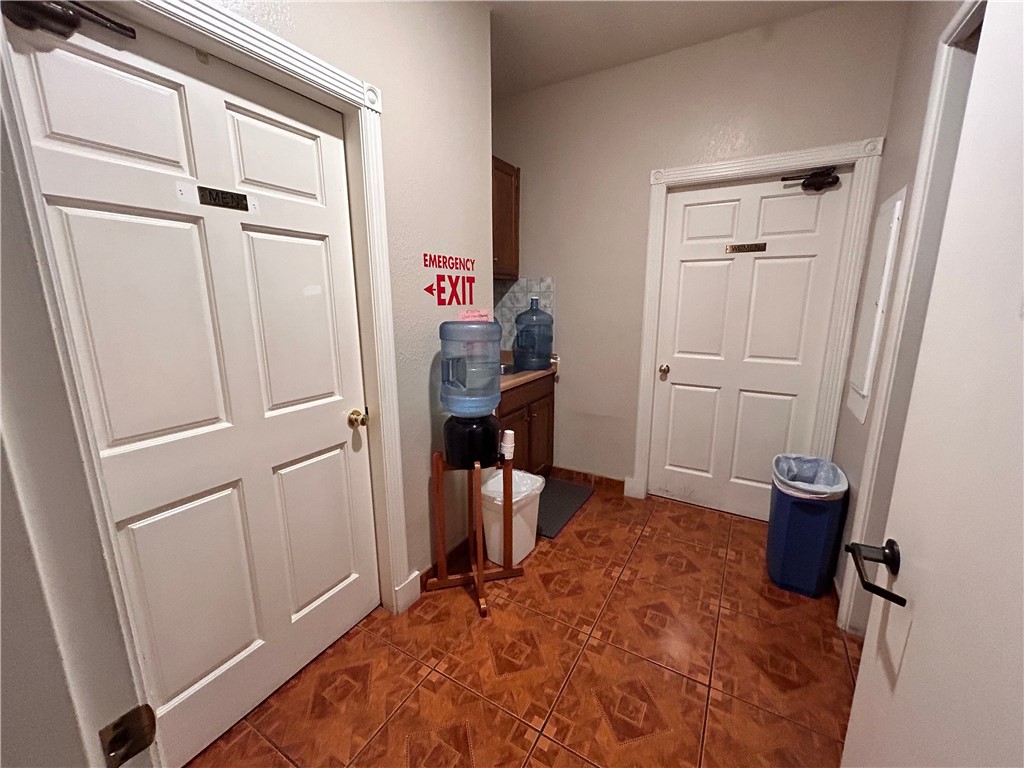 1008 N Ross, Santa Ana CA 92701 - photo 23
