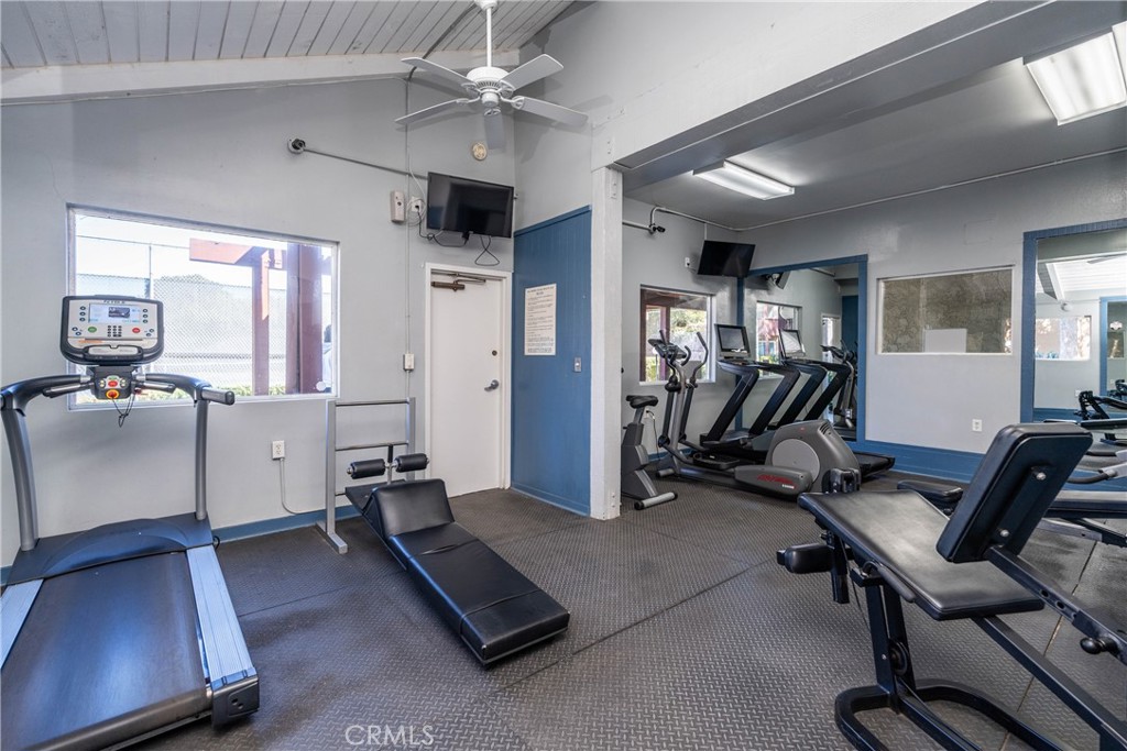1010 W Macarthur Boulevard 93, Santa Ana CA 92707 - photo 19