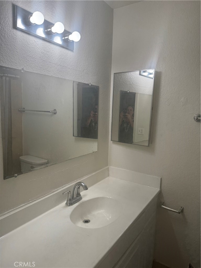 1015 N N Parton C, Santa Ana CA 92701 - photo 7