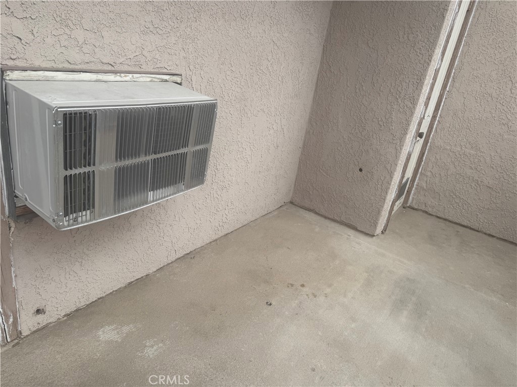 1015 N N Parton C, Santa Ana CA 92701 - photo 9