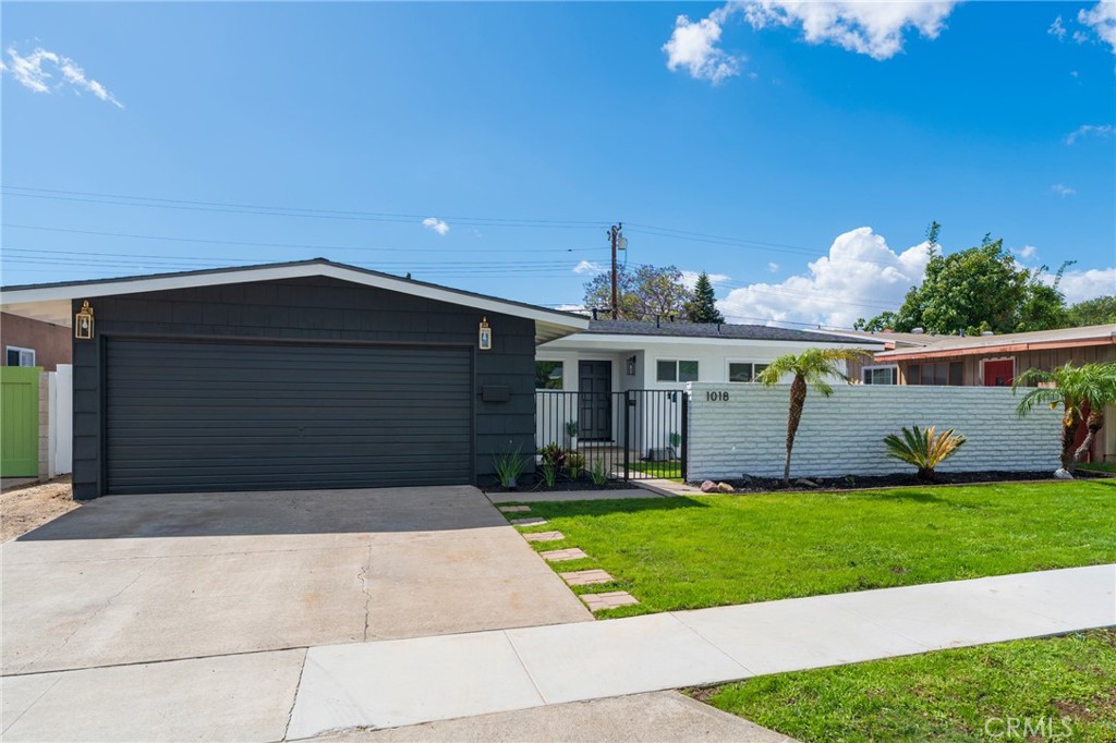 1018 N Wright, Santa Ana CA 92701 - photo 1