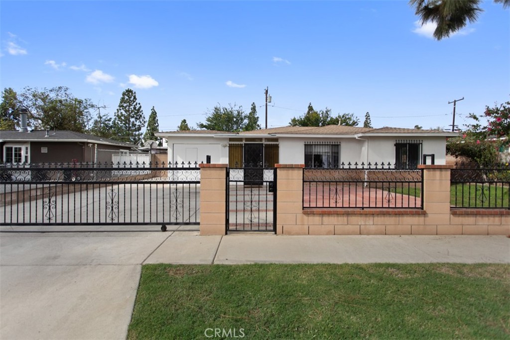 1018 S Virlee Street, Santa Ana CA 92704 - photo 2