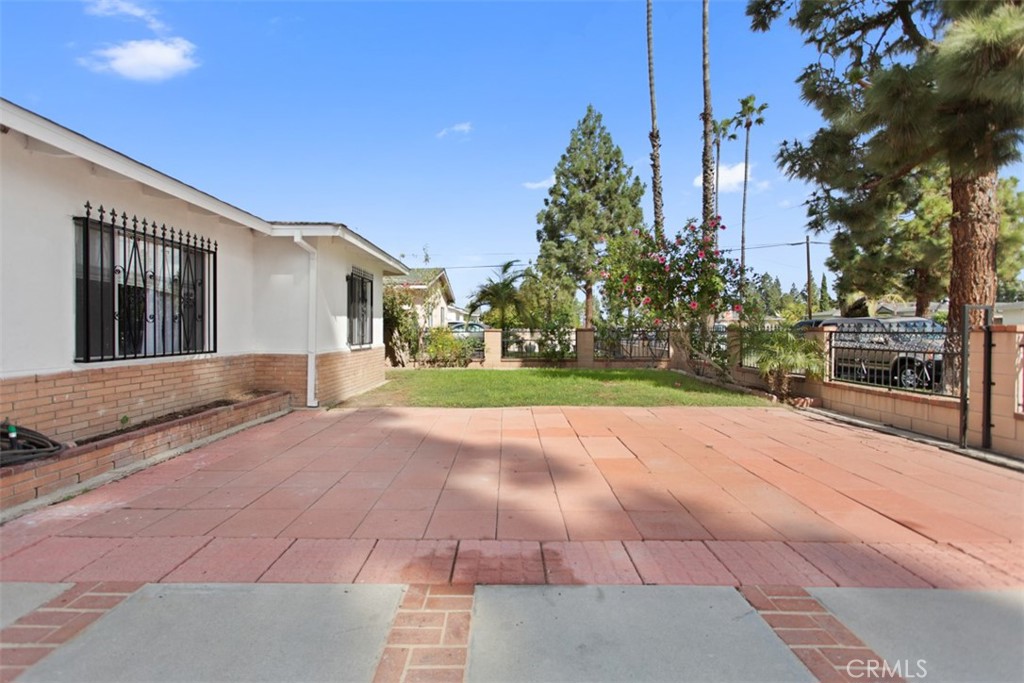 1018 S Virlee Street, Santa Ana CA 92704 - photo 5