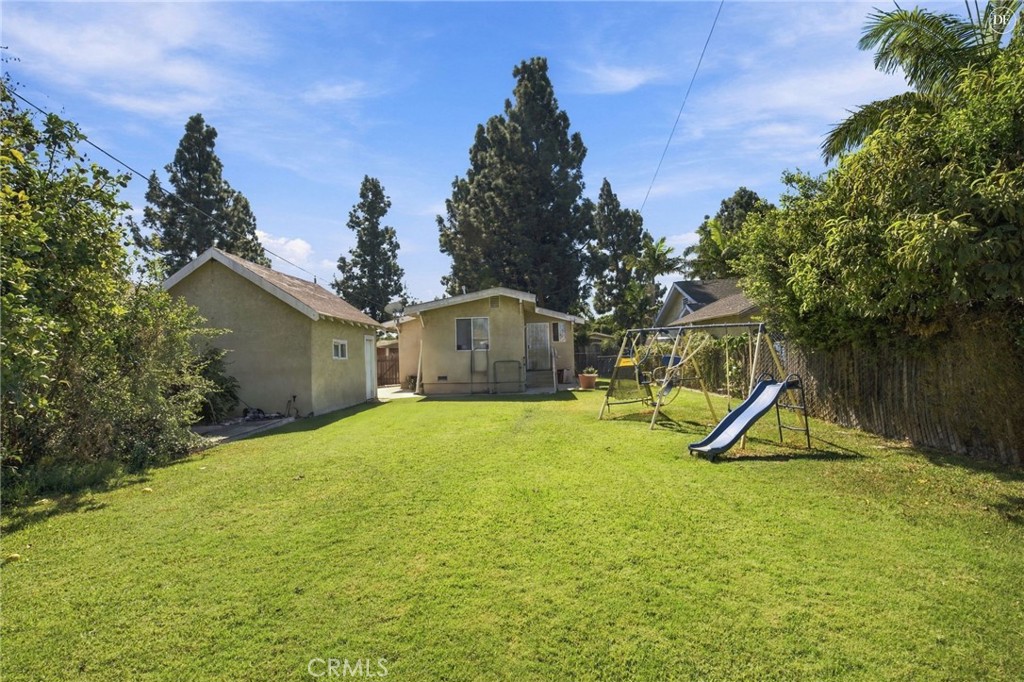 1019 W Pine Street, Santa Ana CA 92703 - photo 8