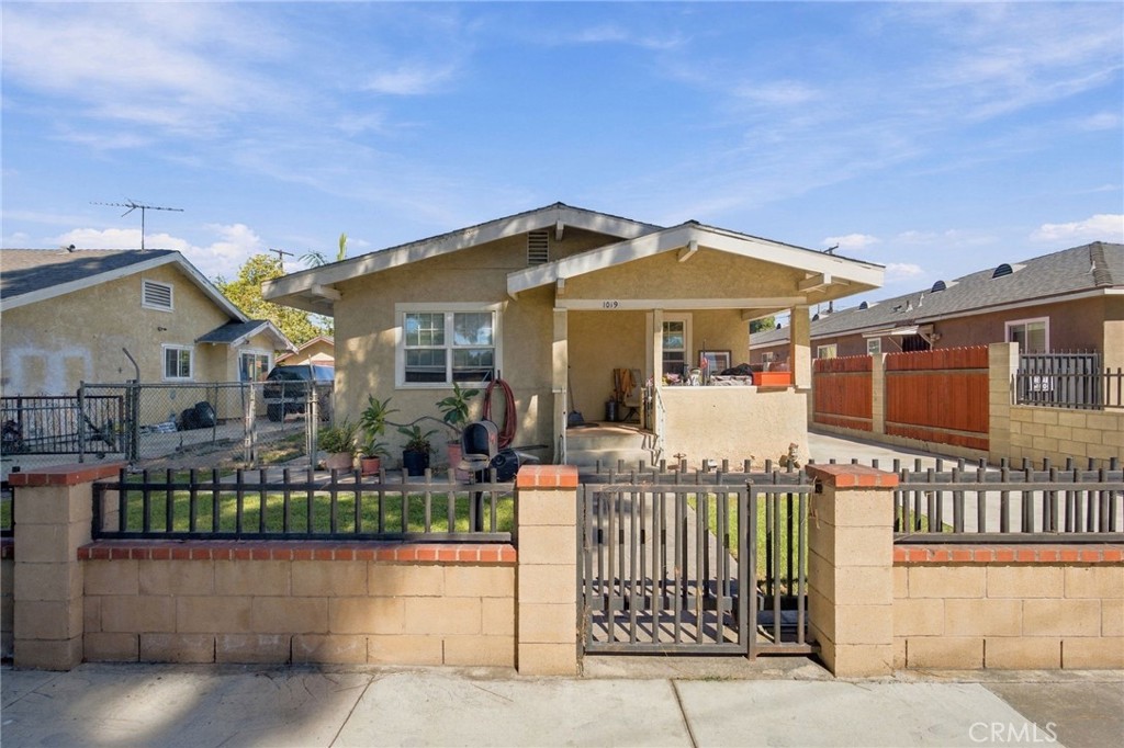 1019 W Pine Street, Santa Ana CA 92703 - photo 16