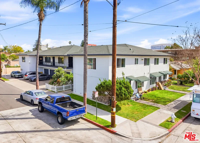 1027 N Parton Street, Santa Ana