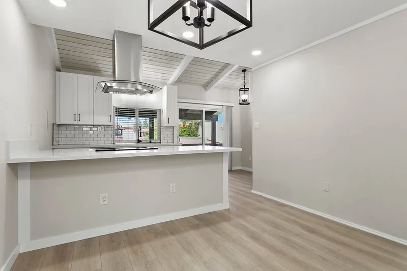 1030 W MacArthur Boulevard 132, Santa Ana, CA 92707