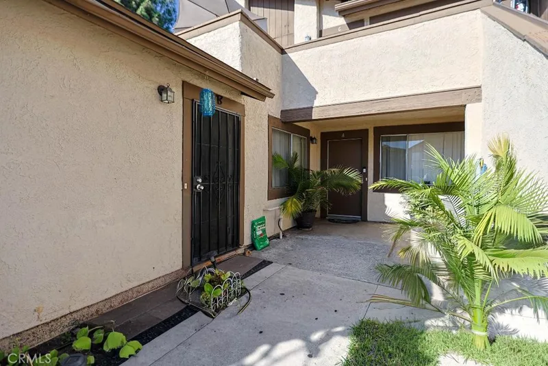 1031 W Central, Santa Ana