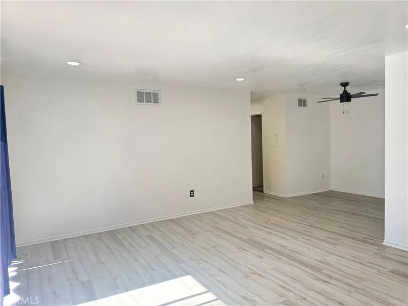 1056 Cabrillo Park Drive G, Santa Ana, CA 92701