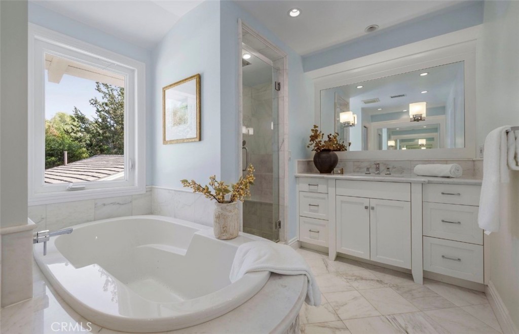 10611 Calm Hill, Santa Ana CA 92705 - photo 32