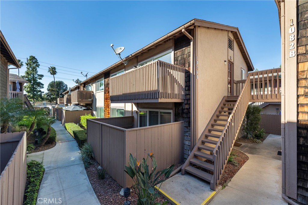 Welcome to 1076B Cabrillo Park # C - 1076 Cabrillo Park Drive C, Santa Ana CA 92701 - photo 1